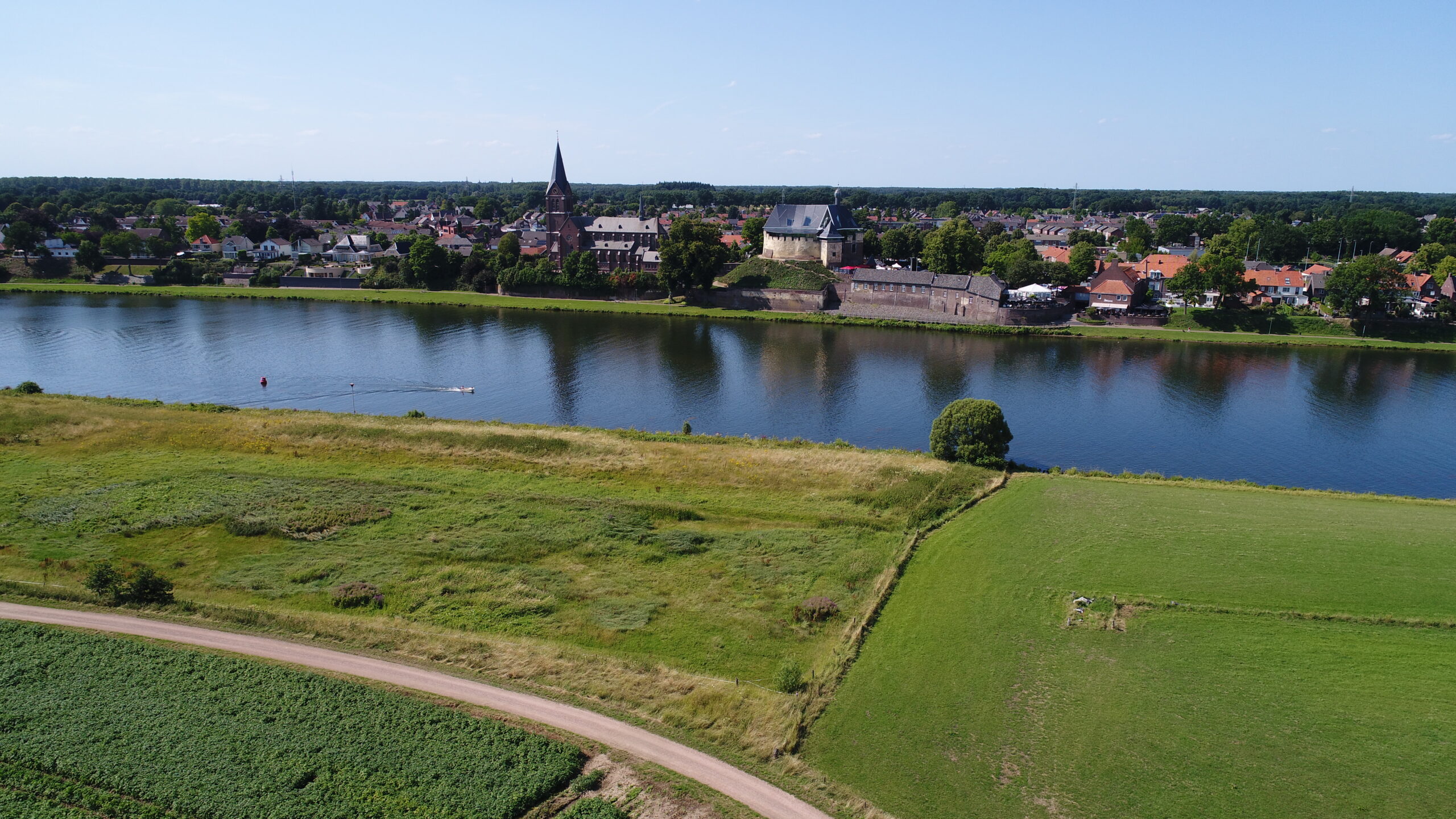 Kessel aan de Maas drone foto